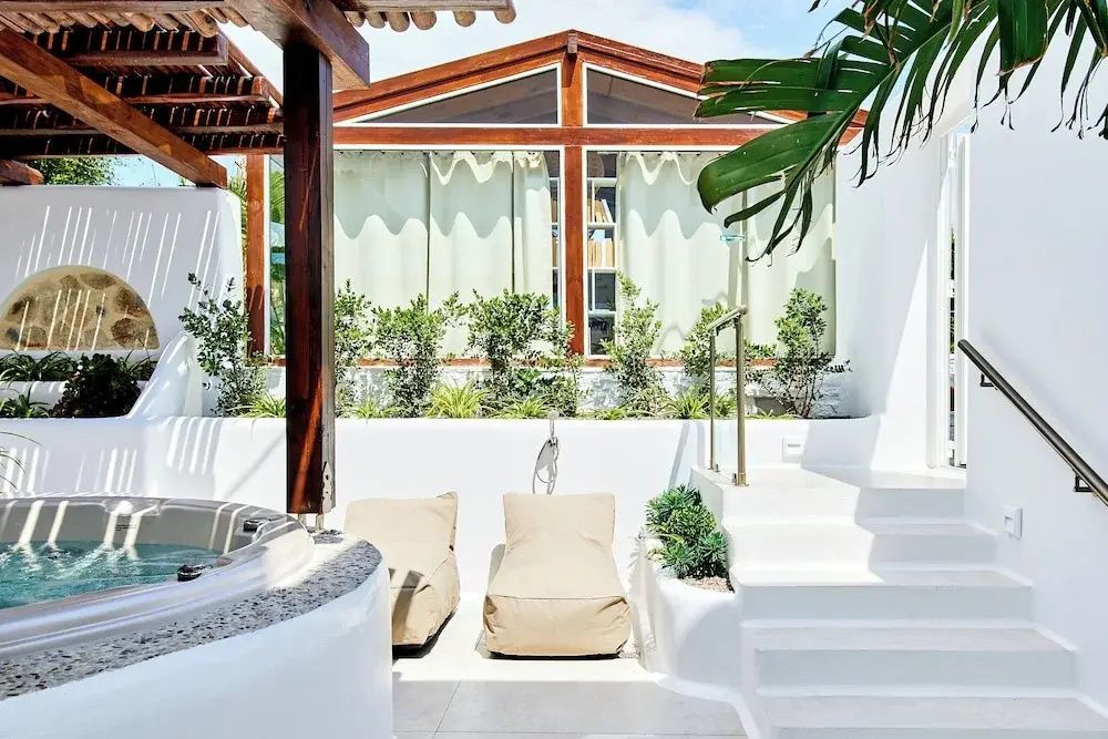 Dream on Plaka Galeriebild 1