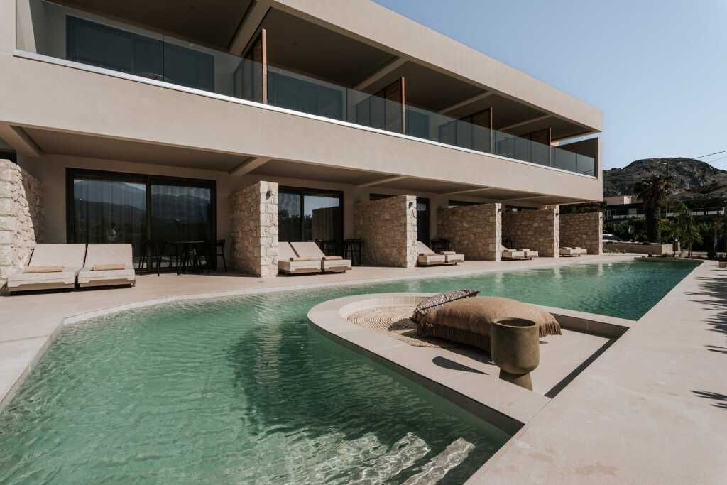 Swim Up Zimmer AMÉNTE Mindful Stay