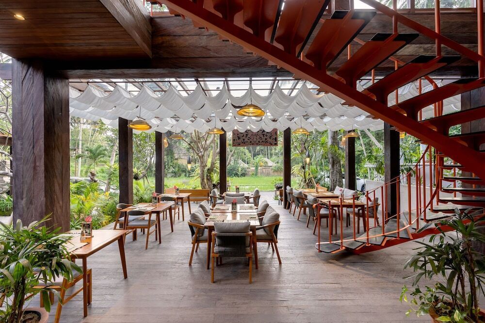 Restaurant mit Blick in den Wald von Ubud
