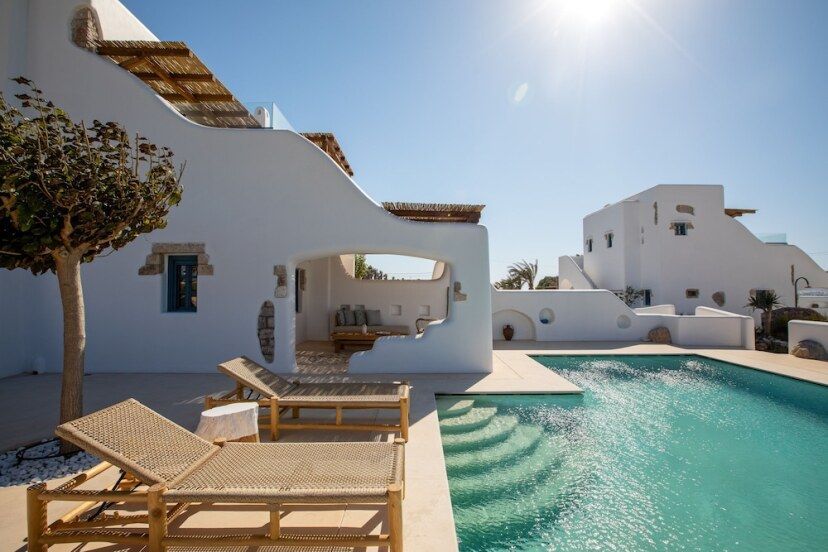 Blue Pearls - Adults Only Pool