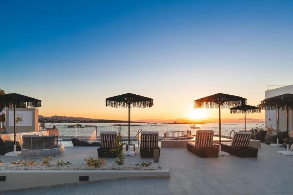 Pool vom Elia Sea Suites