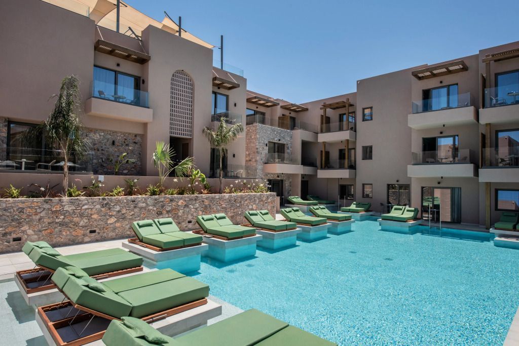 Poll und Liegen Paralos Venus Suites Kreta