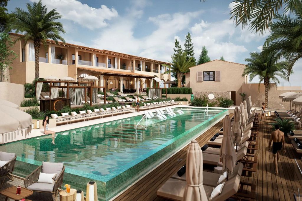 Pool mit Liegen im Hotel Purobeach Resort Santa Ponsa - New Opening