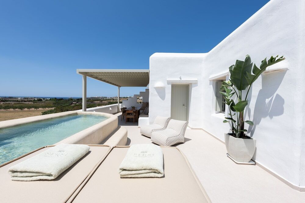 Pool vom Sersi Paros