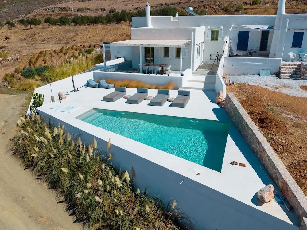 Pool Ventu Paros Villa