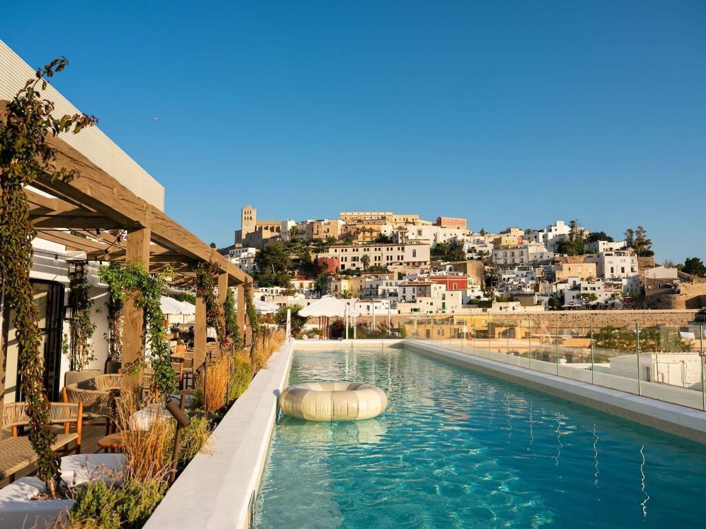 Dachterrasse mit Pool