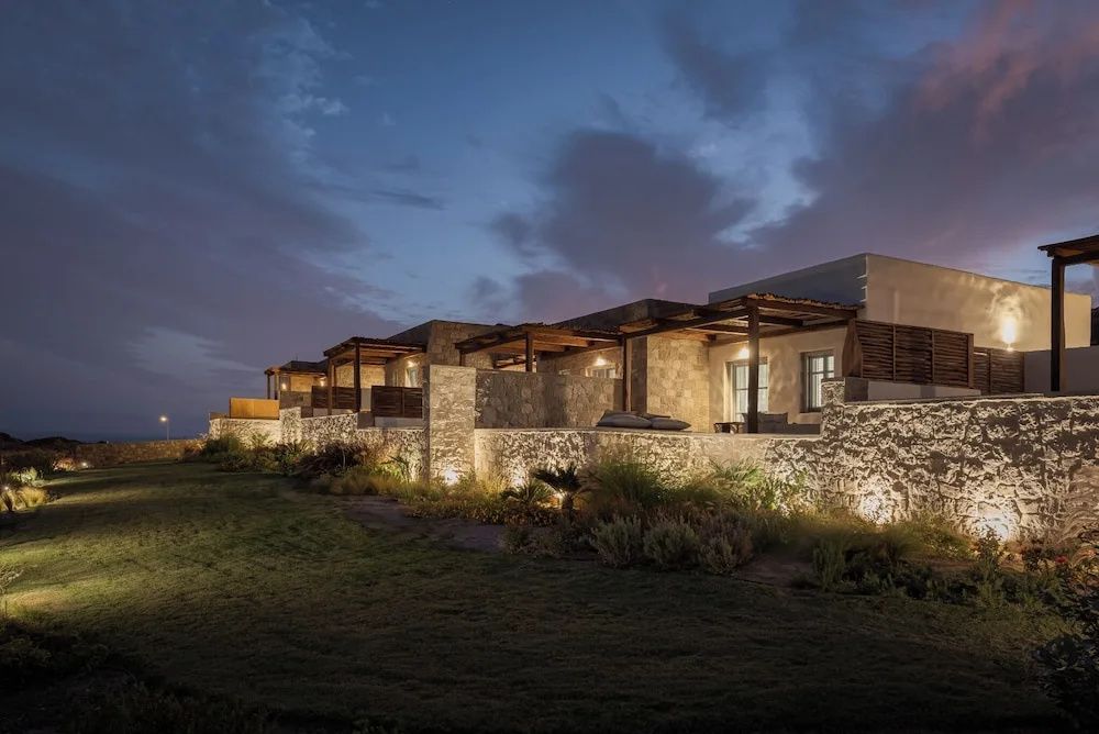 Horizon Suites Milos