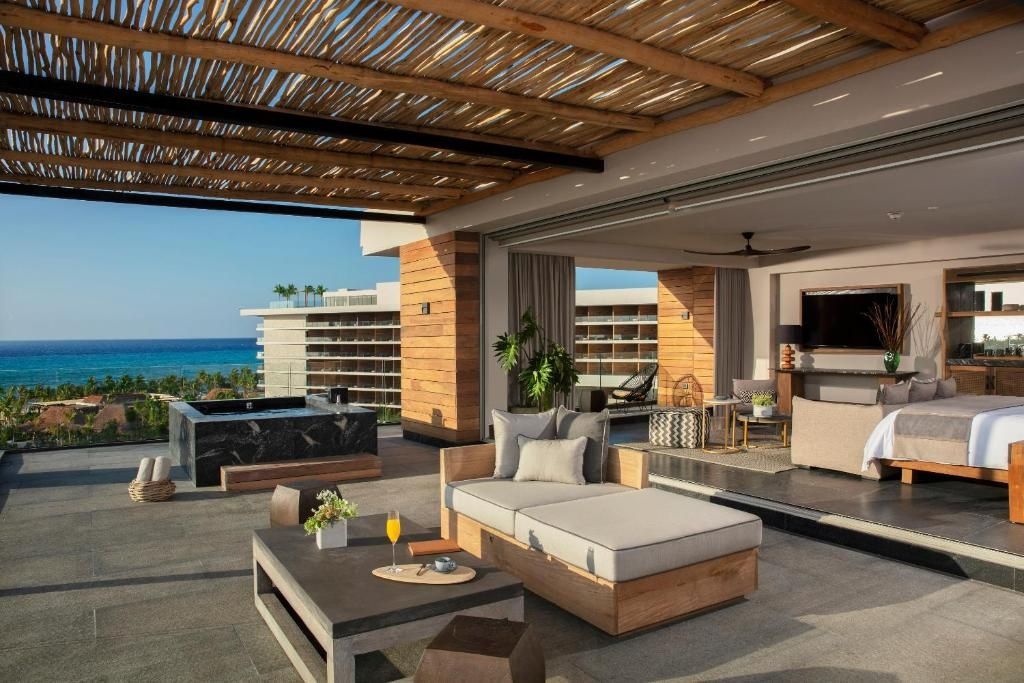 Paramount Preferred Club Doppel Suite mit Meerblick, Bild 4 von 5
