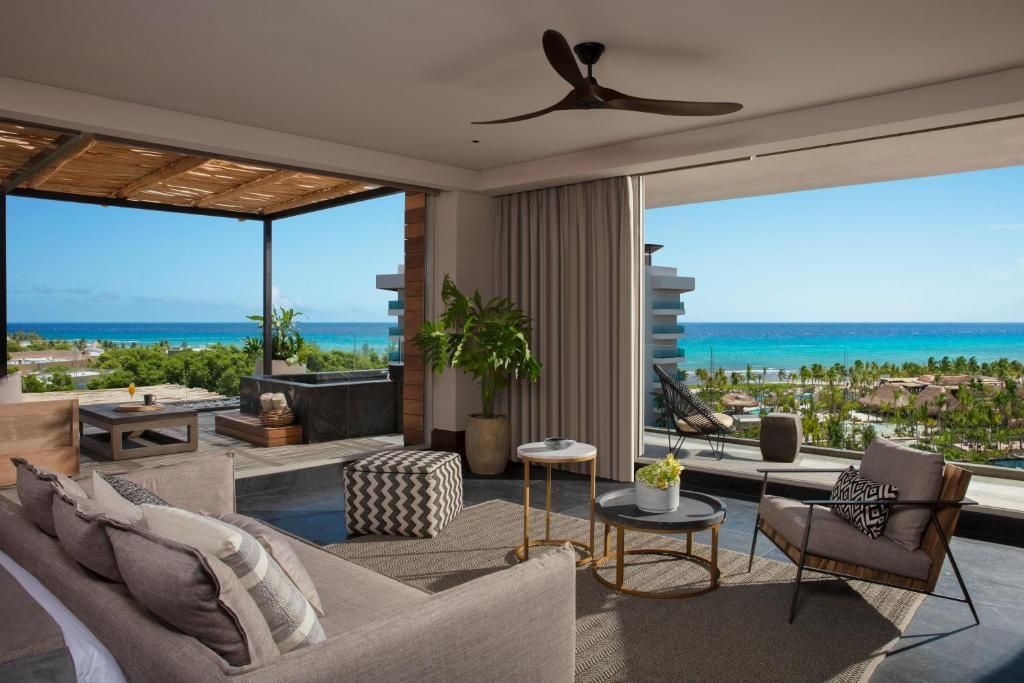 Paramount Preferred Club Doppel Suite mit Meerblick, Bild 5 von 5