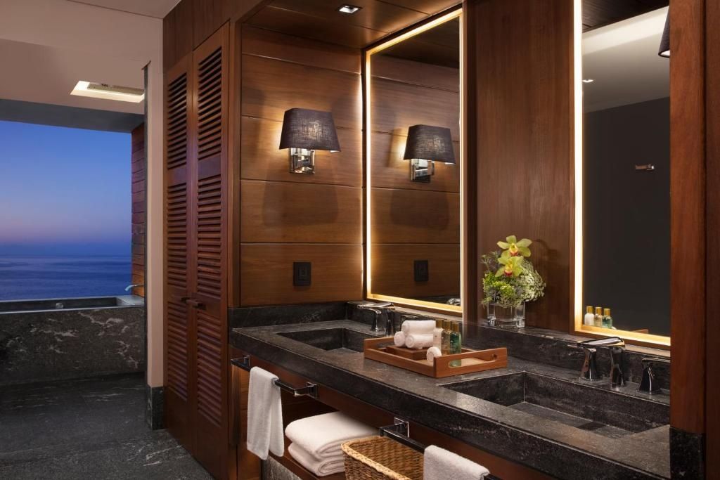 Superior Preferred Club Junior-Suite mit Meerblick, Bild 2 von 5