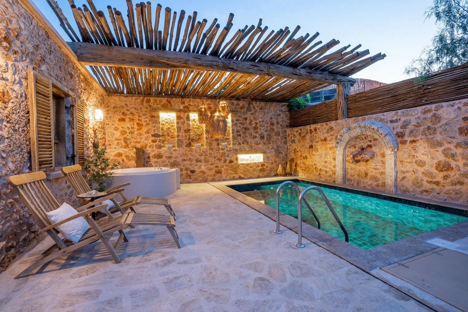 Deluxe Doppel Villa 1 Schlafzimmer mit Balkon, Bild 3 von 5