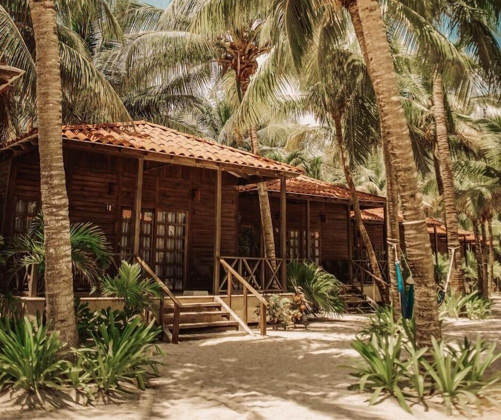 Petit Lafitte Hotel, Bild 1 von 28