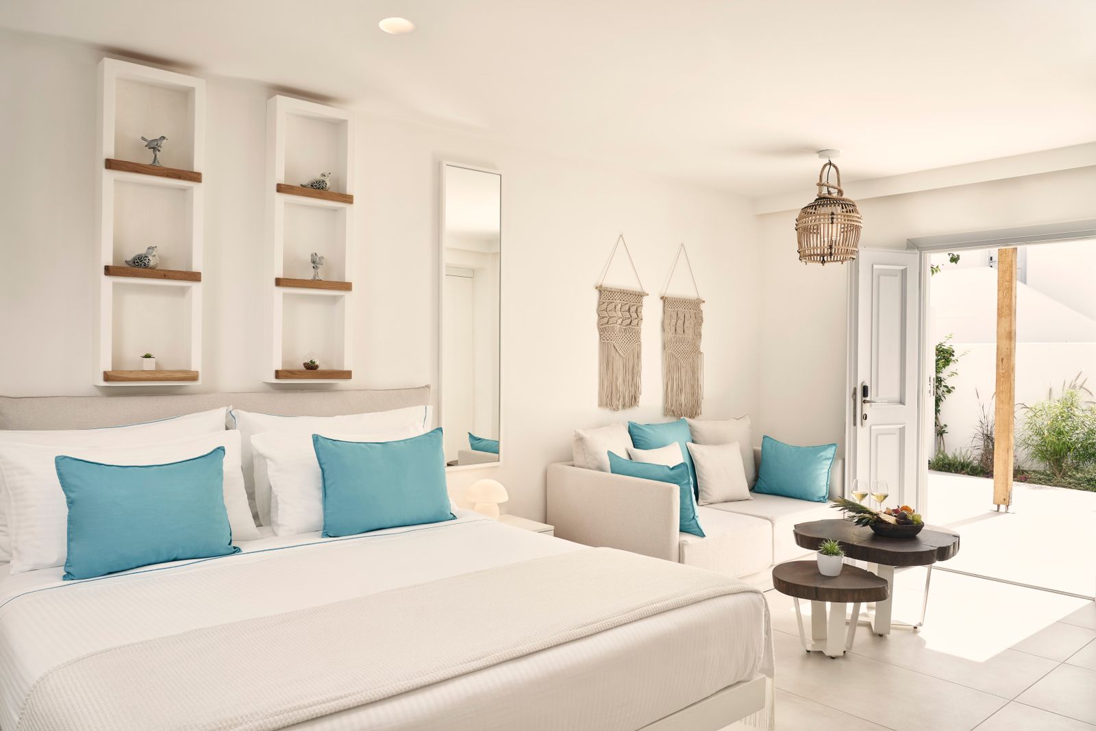 Nikki Beach Resort & Spa Santorini, Bild 3 von 31