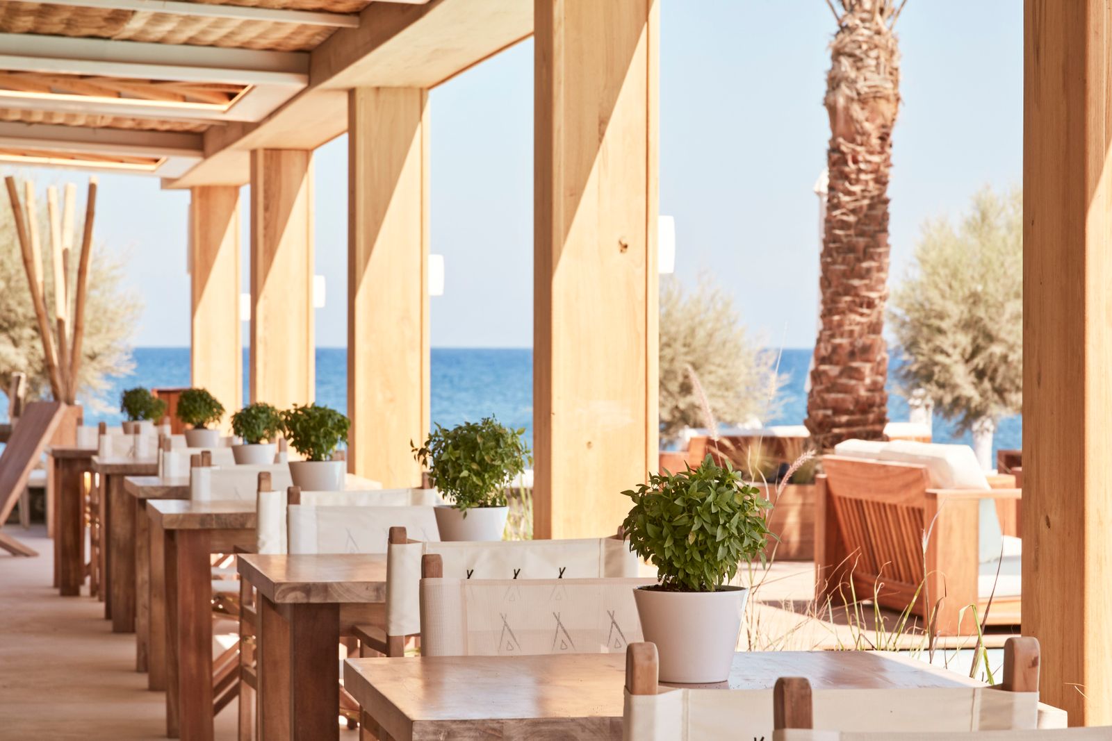 Nikki Beach Resort & Spa Santorini, Bild 21 von 31