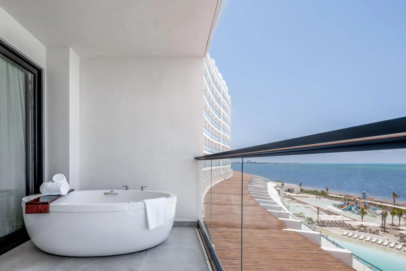 AVA Resort All Oceanfront - All Inclusive, Bild 27 von 42