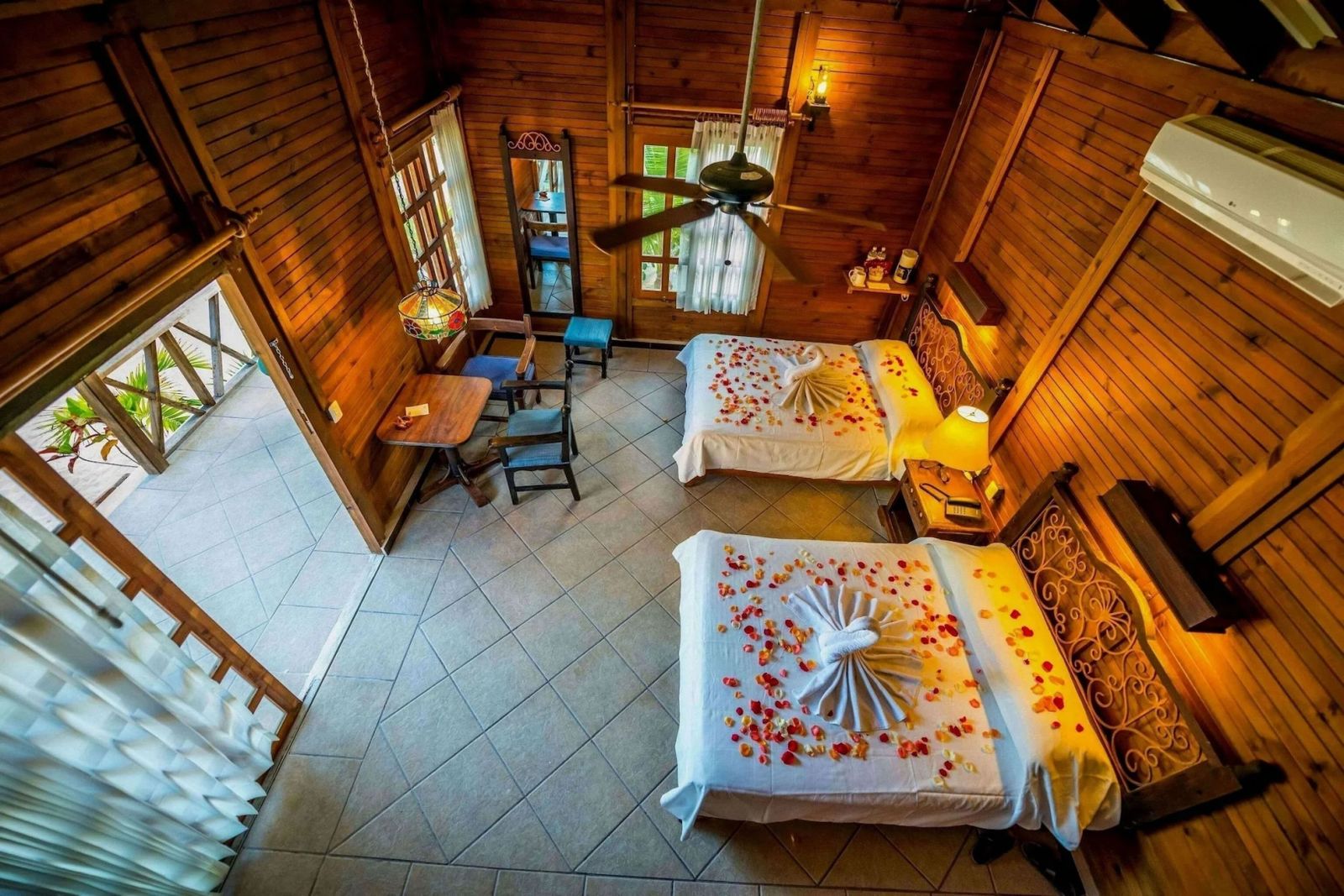 Petit Lafitte Hotel, Bild 5 von 28