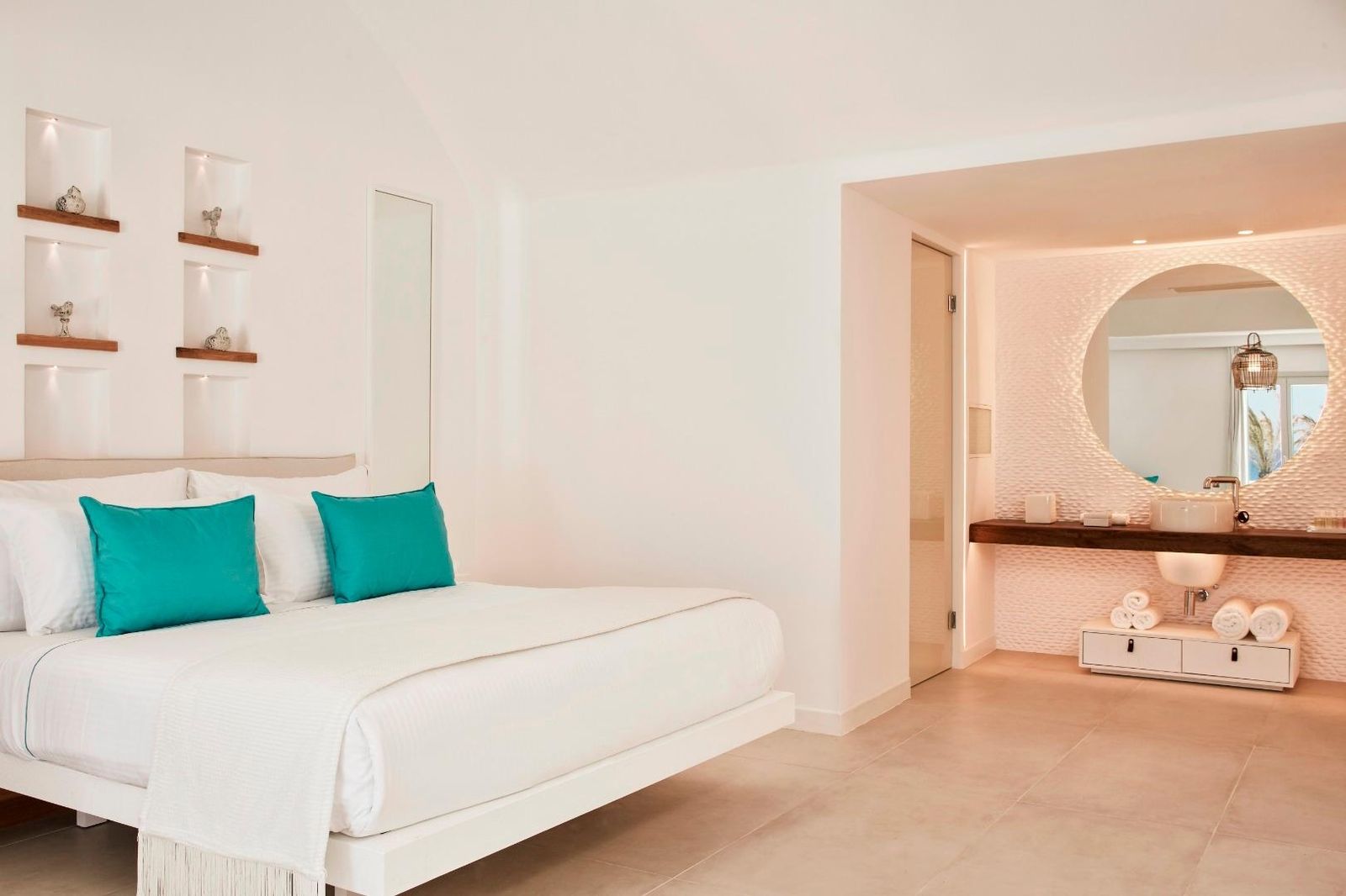 Nikki Beach Resort & Spa Santorini, Bild 15 von 31