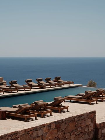 Infinity Pool vom Gundari Hotel