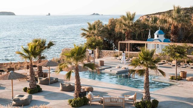 Pool vom Seesoo Paros Beachfront Resort