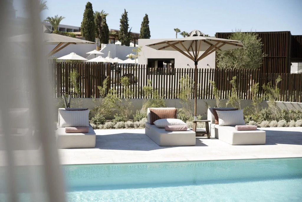 Elissa Lifestyle Beach Resort Pool Boho Vibes